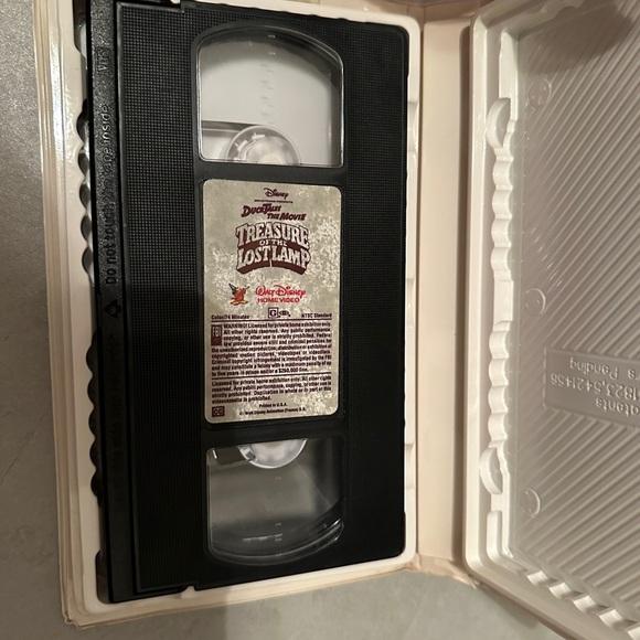 Ducktales The Movie: Treasure of the Lost Lamp (VHS, 1991). Disney Pre Owned - Picture 3 of 3